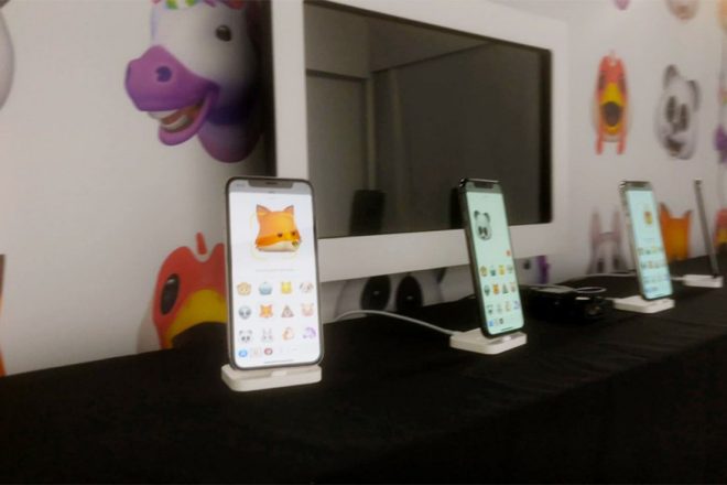 Animation Apple surprise box Animoji karaoke