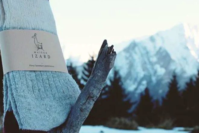 Nature morte Maison Izard chaussette