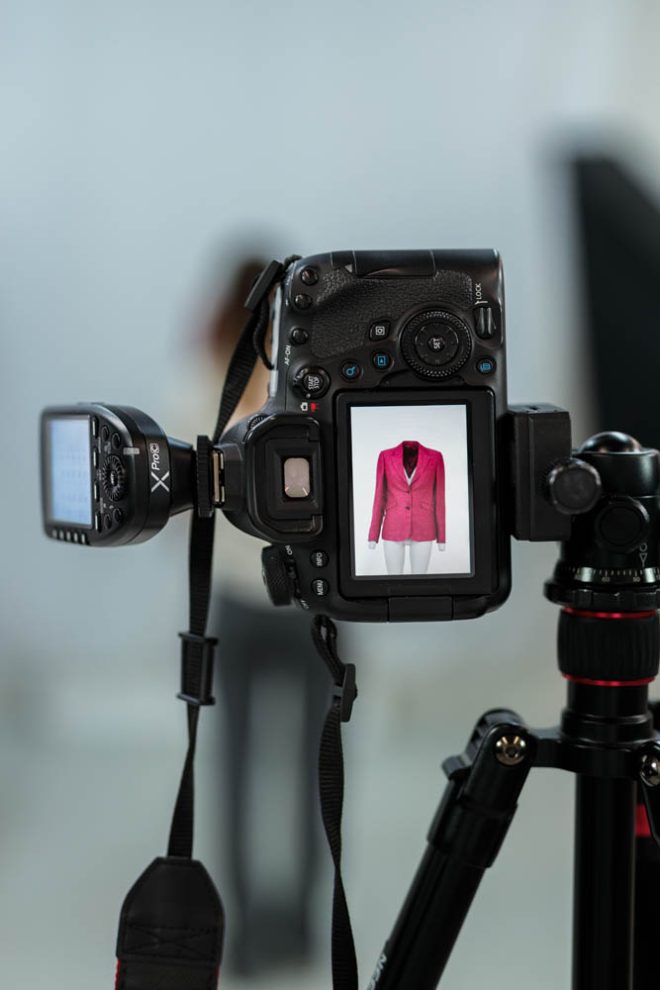 Packshot_ghost_studio_photo_paris_3 (13) Appareil photo shooting ghost studio photo paris