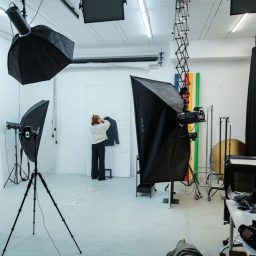 Backstage shooting photo piqué Studio paris